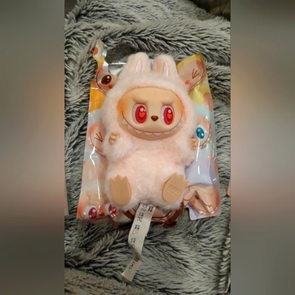 *OFFICIAL* Dada HAS Labubu